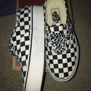 Vans authentic checkerboard Platform